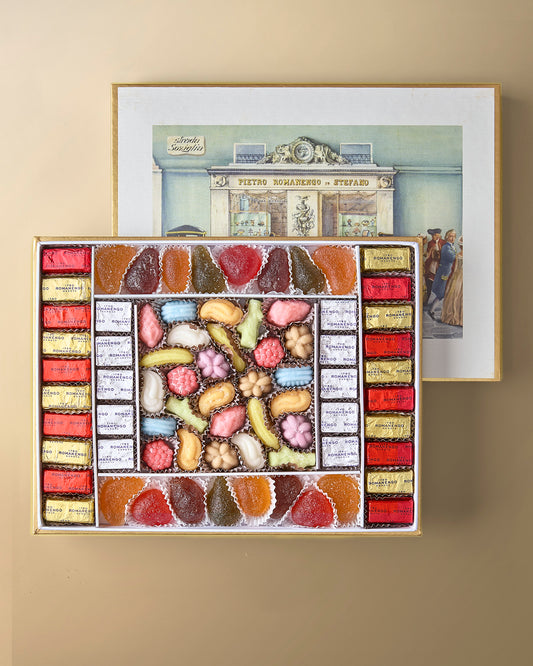 Confezione di Fondant e Cioccolatini con Profilo in Velluto