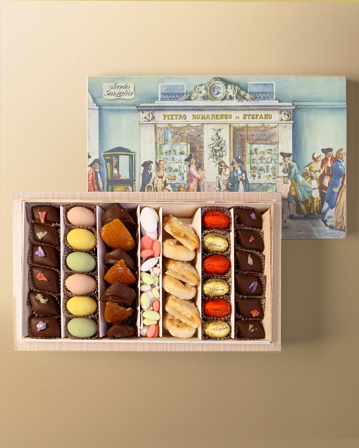 The 5 Botteghe Wooden Box with Easter Assortment