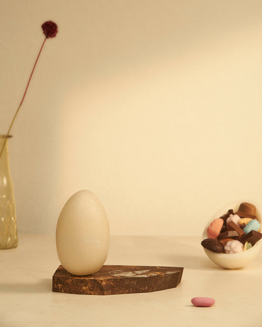 Cinnamon-Scented Sugar Eggs